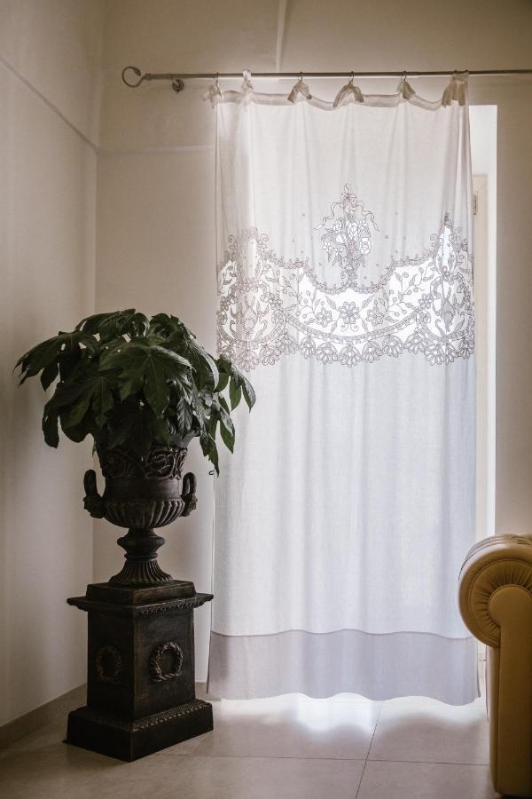 L'Arco Dell'Abate Bed & Breakfast Oria  Eksteriør bilde