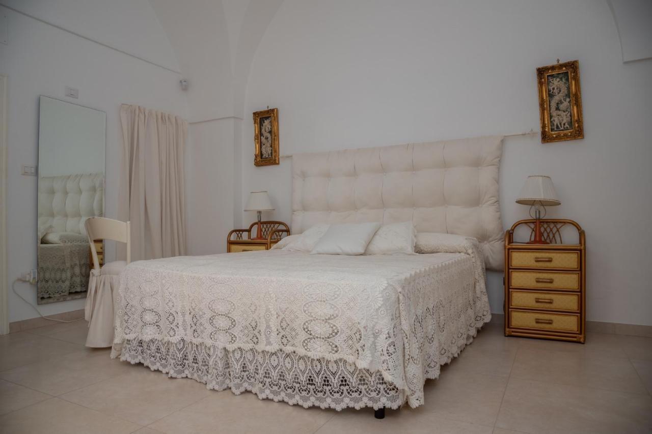 L'Arco Dell'Abate Bed & Breakfast Oria  Eksteriør bilde